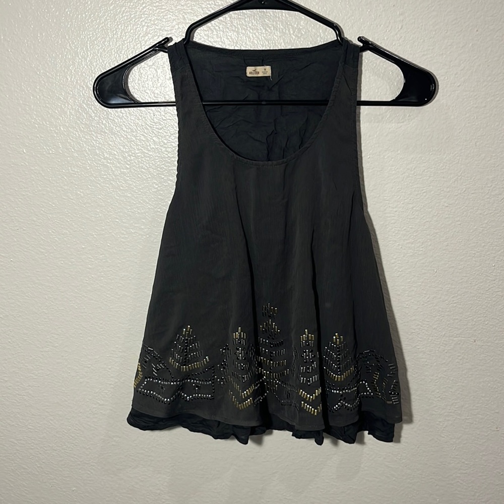 Hollister Tank